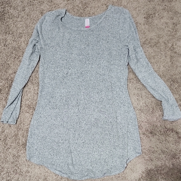 Gray Long Sleeve Women's Top - Picture 1 of 1